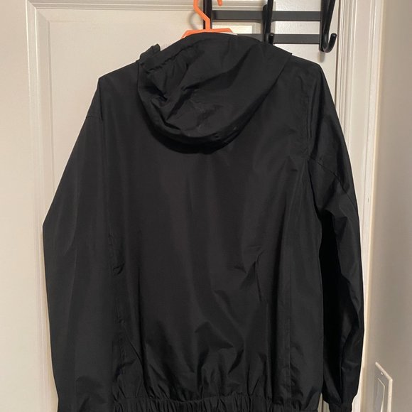 BlueNote XL Water Resistant Windsheeter - Picture 2 of 2